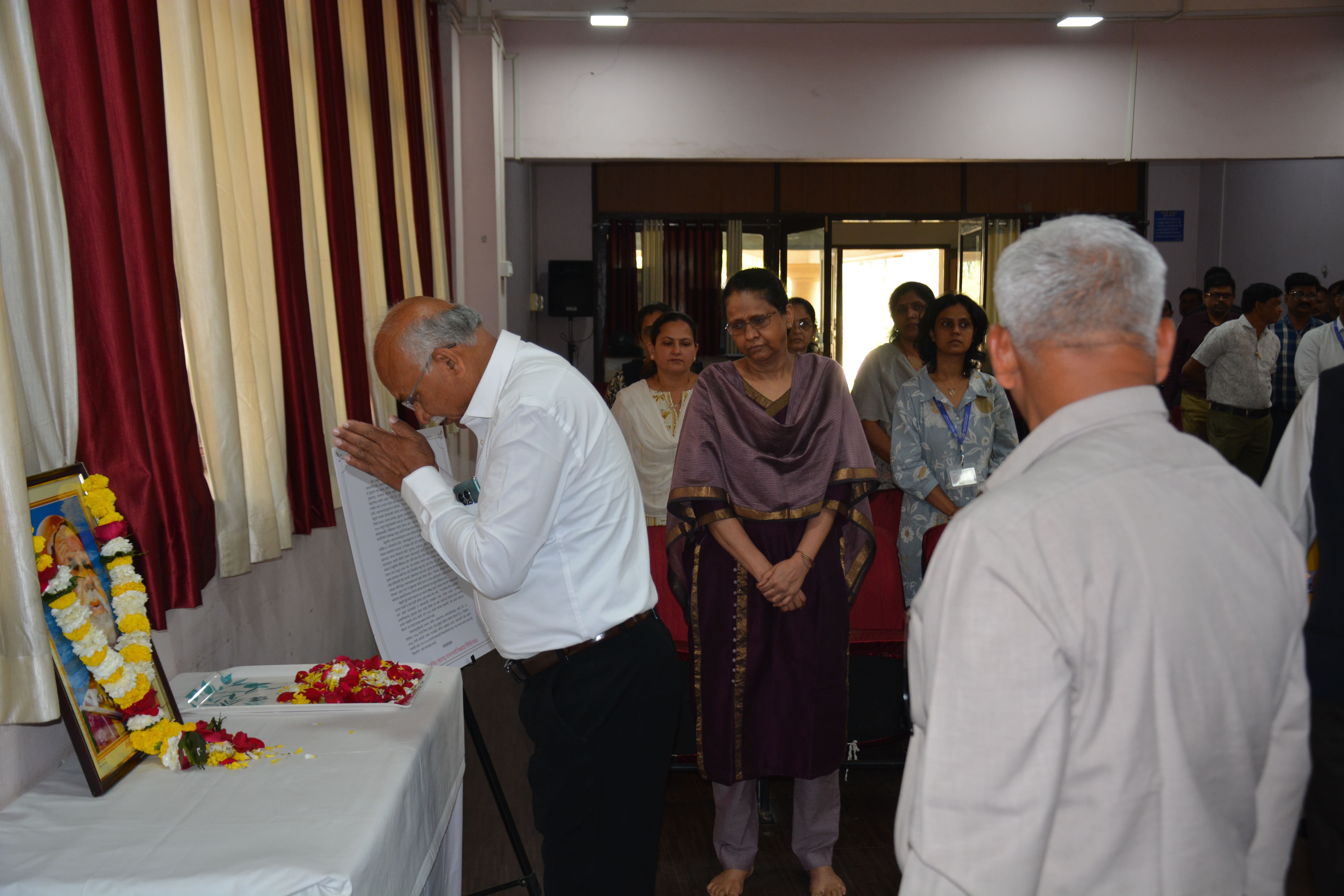 Photos for Sant Gadge Baba Jayanti celebration at MAFSU h.q (10).jpg